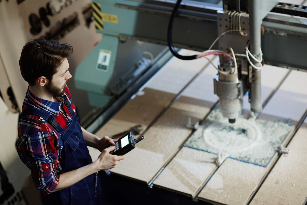 Illustratie van het beroep : Operator CNC-gestuurde houtbewerkingsmachines